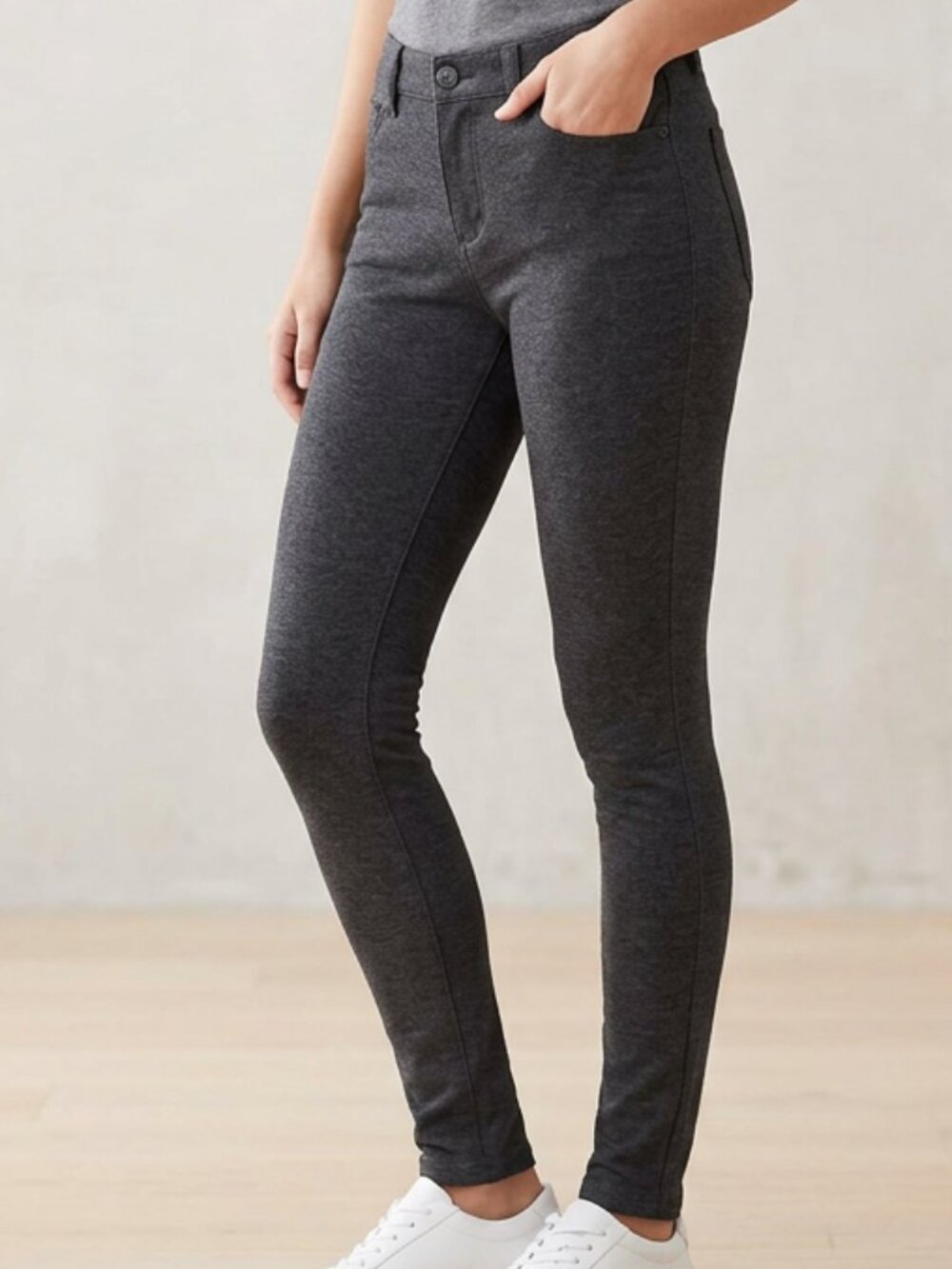 Calvin Klein "Point Knit" Gray Skinny Jeans